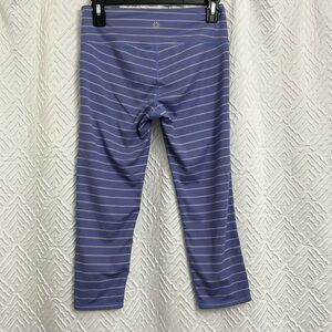 Athleta Purple Gray Striped Capri Leggings Size Small